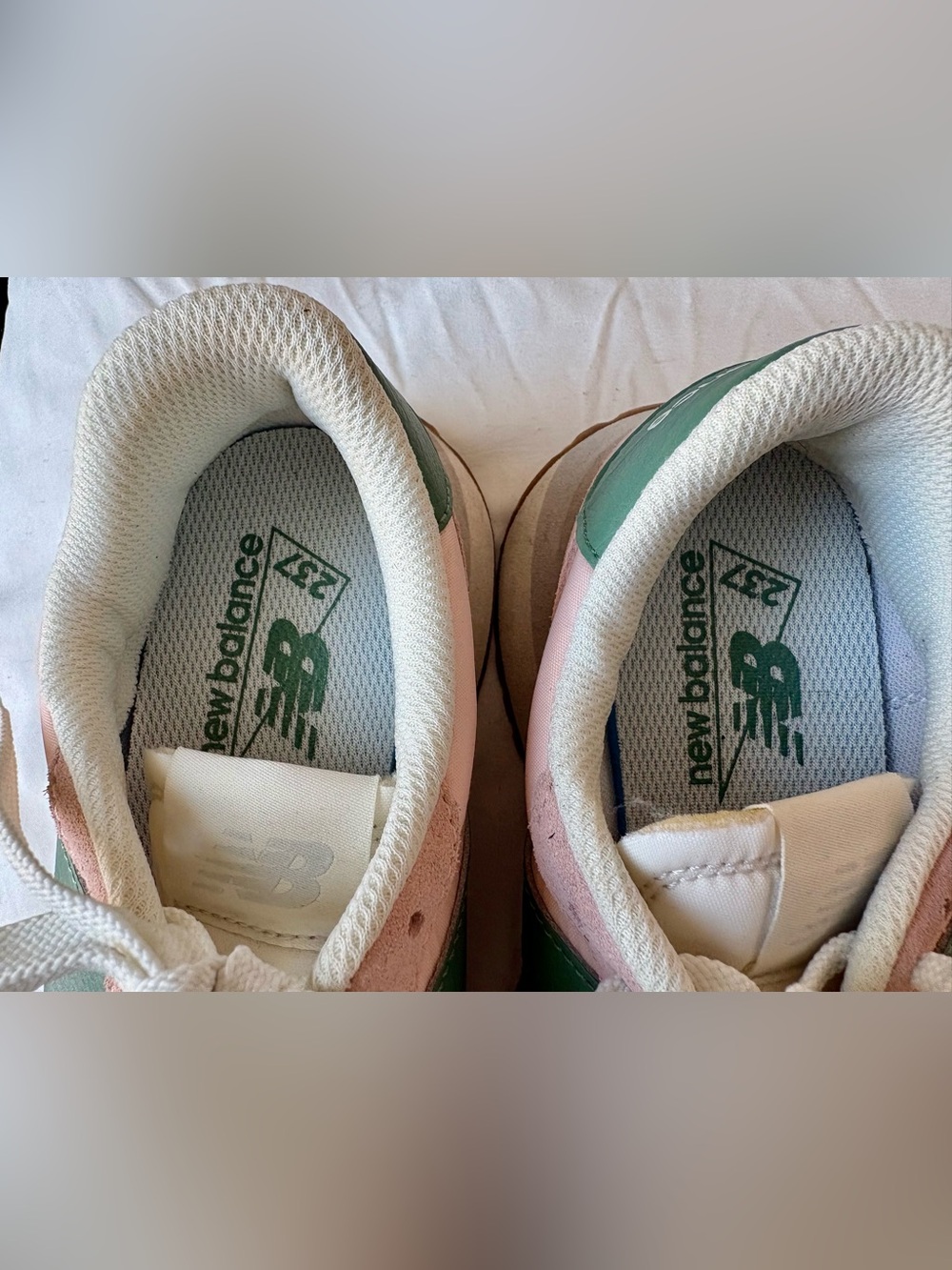 New Balance 237 Sneakers Pink Green Retro Runner Shoes Women’s 7 Y2K EUC - Picture 4 of 14